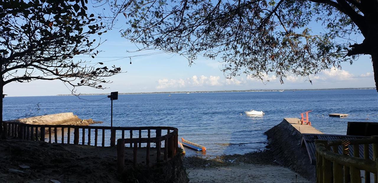 Апарт отель Mactan Newtown With Sun Set And Garden View Себу Экстерьер фото
